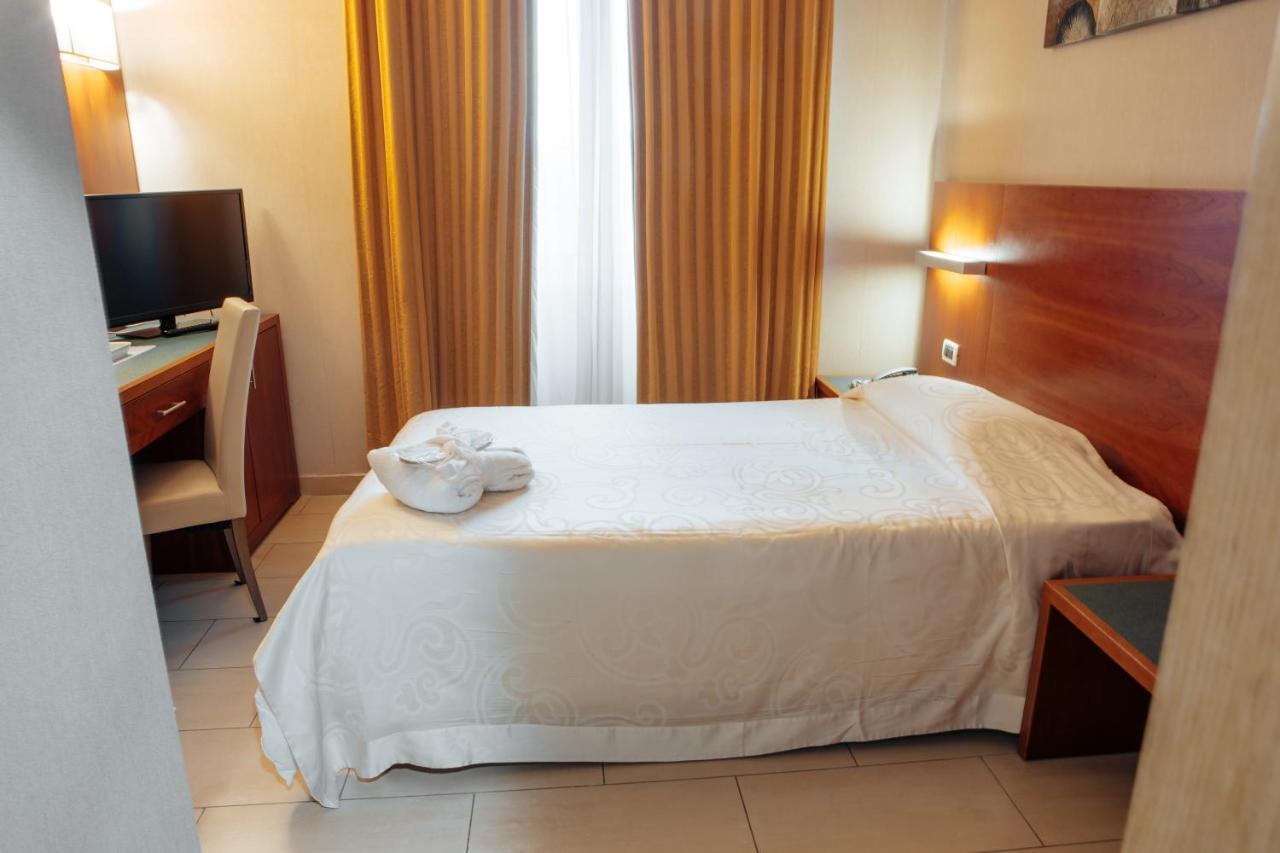 Hotel Amico Citta Sant'Angelo Luaran gambar