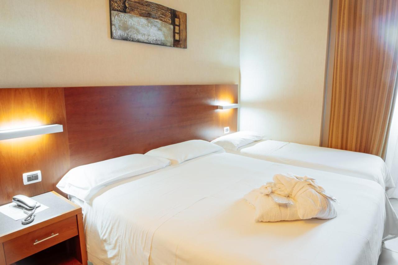 Hotel Amico Citta Sant'Angelo Luaran gambar
